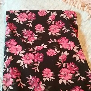 Black pink and white floral kimono